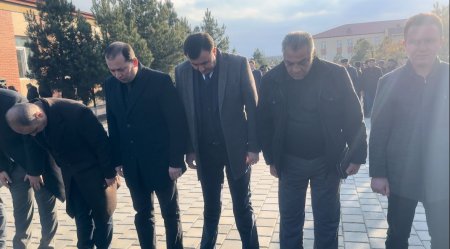 Bu gün Gəncə şəhərində Xocalı soyqrımının 32-ci ildönümü ilə bağlı tədbir keçirildi