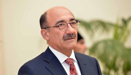 Əbülfəs Qarayev 69 yaşını Londonda qeyd etdi